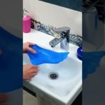 Viral video: Handen wassen met een zeepje in de vorm van een voet 18
